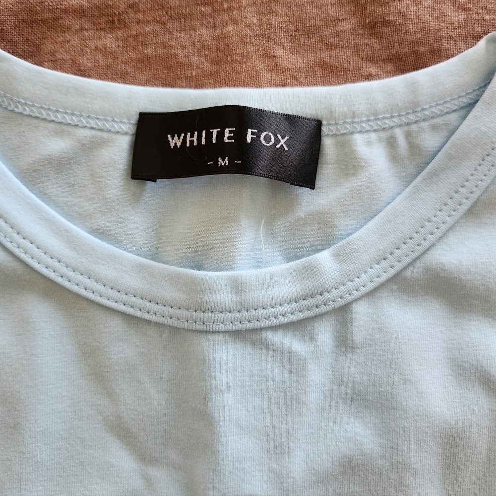 ✨️NWOT White FOX Tee Shirt Blue Cherries Medium Cherry Top - Picture 3 of 5